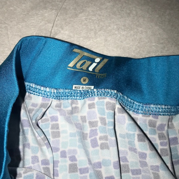 NWT Tail Soft Spleate  Skirt in all over Mosaic M - Picture 5 of 5